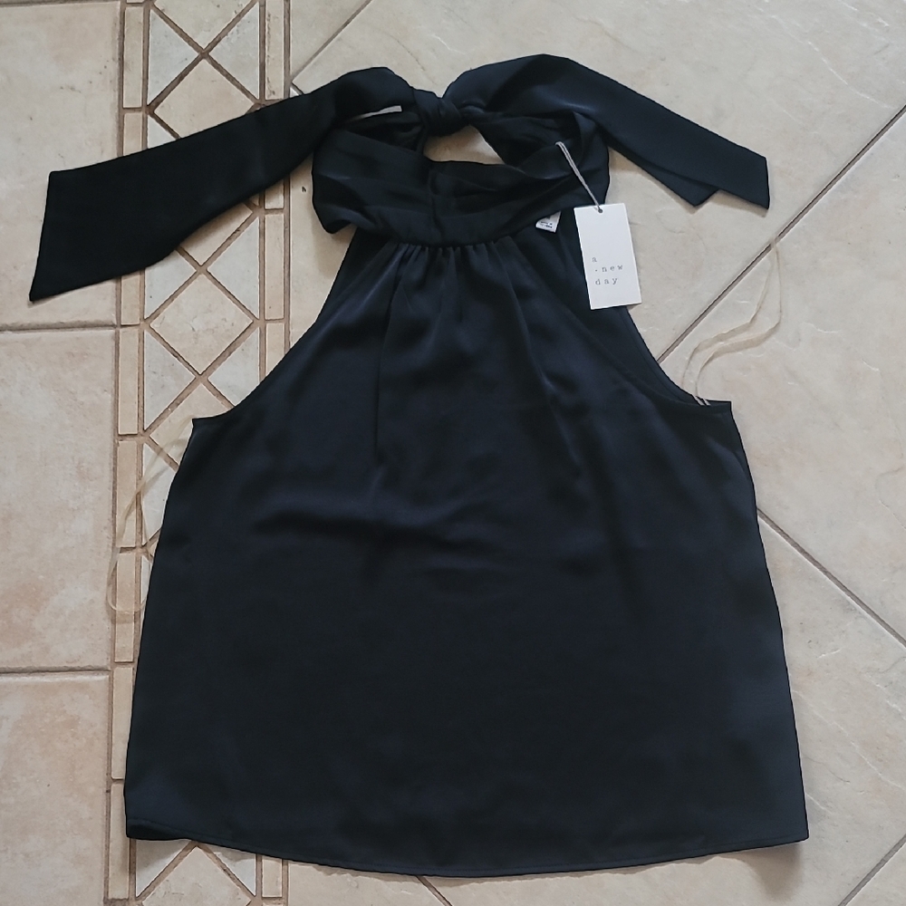 Elegant Black Halter Top SZ M